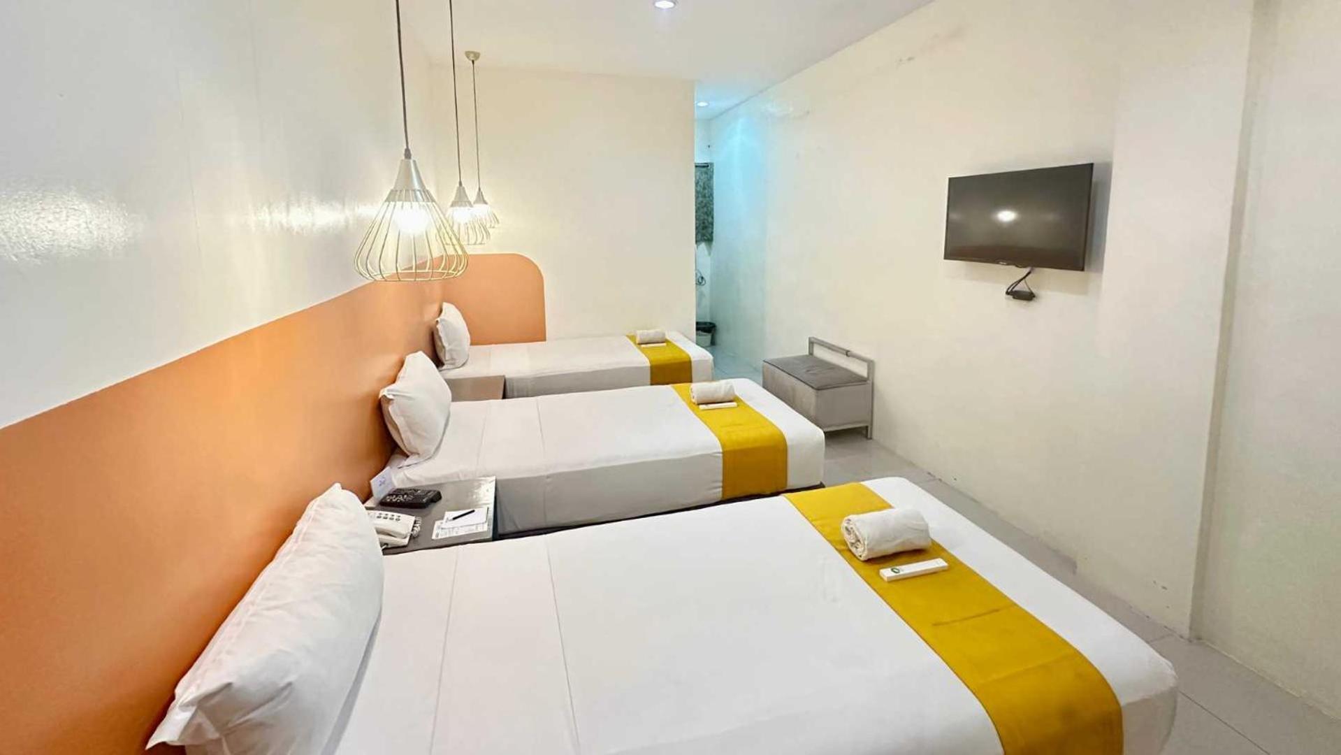 Travelbee Capitol Inn Cebu Exteriér fotografie