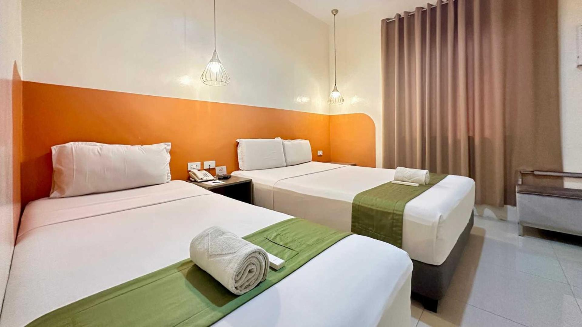 Travelbee Capitol Inn Cebu Exteriér fotografie