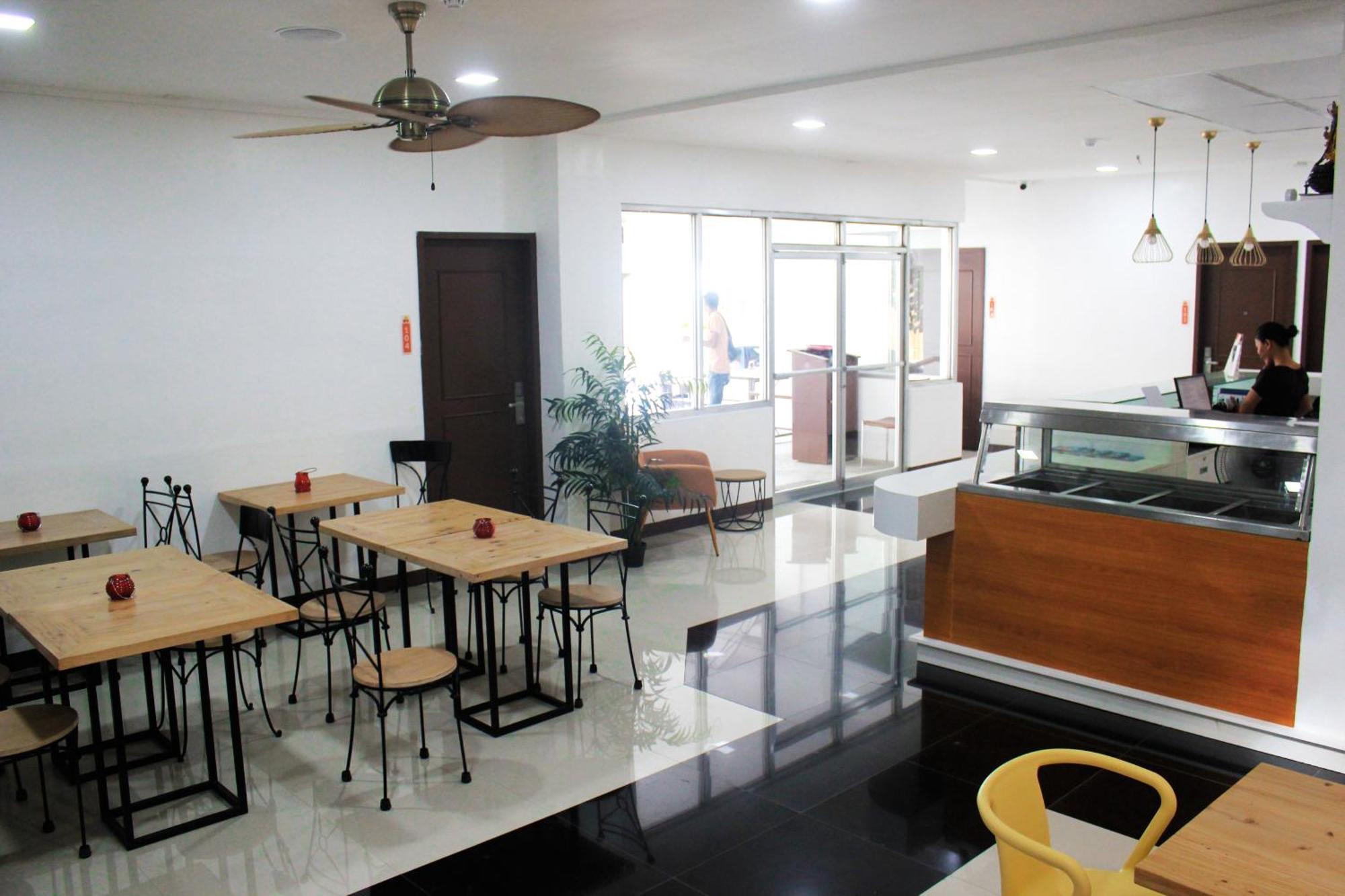 Travelbee Capitol Inn Cebu Exteriér fotografie
